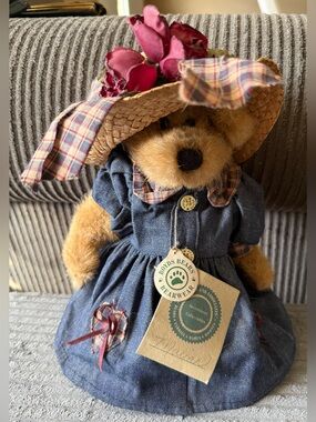 Boyds Bears Brown Teddy in Blue Denim Dress with Pink Flowers Straw Hat Marian
